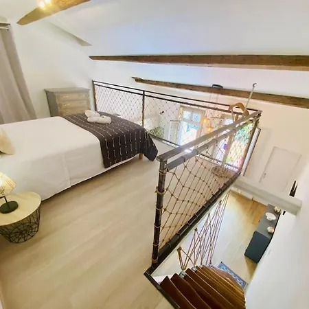 Suzon Petit Loft Terrasse Et Clim Cote Mairie Апартаменты *