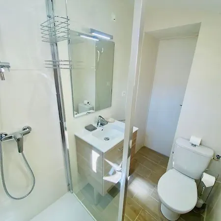 Suzon Petit Loft Terrasse Et Clim Cote Mairie Апартаменты Сет