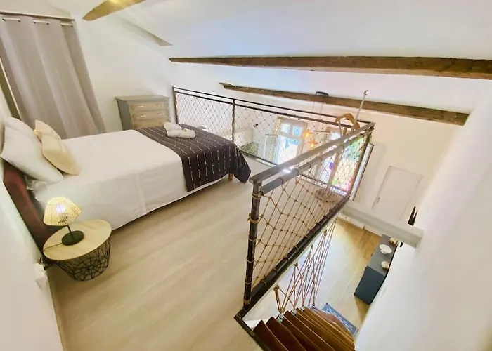 Suzon Petit Loft Terrasse Et Clim Cote Mairie Διαμέρισμα *
