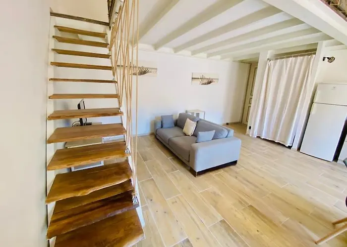Suzon Petit Loft Terrasse Et Clim Cote Mairie * Σετ